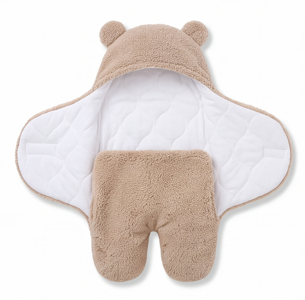 Babypakje met berenoortjes