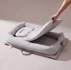 Opvouwbaar babynest voor rust onder toezicht